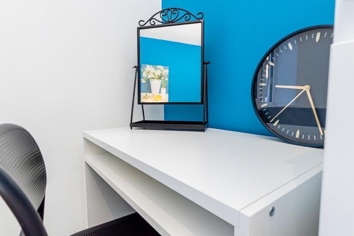 Near Centre, Private Garden, Parking, Netflix, Long Savings Apartment
