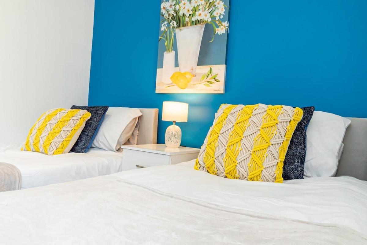 Near Centre, Private Garden, Parking, Netflix, Long Savings Apartment Cardiff